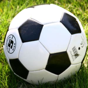 مسرد الرهان على كرة القدم: دليل بسيط لمصطلحات الرهان